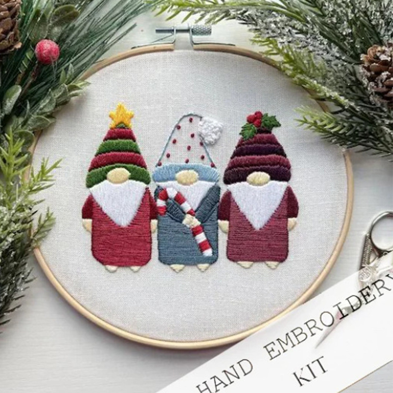 Christmas Embroidery Kit DIY Handmade For Adults And Children Handmade Embroidery Kit With Stamping Embroidery Patterns Suitable For Adult Beginners Christmas Embroidery
