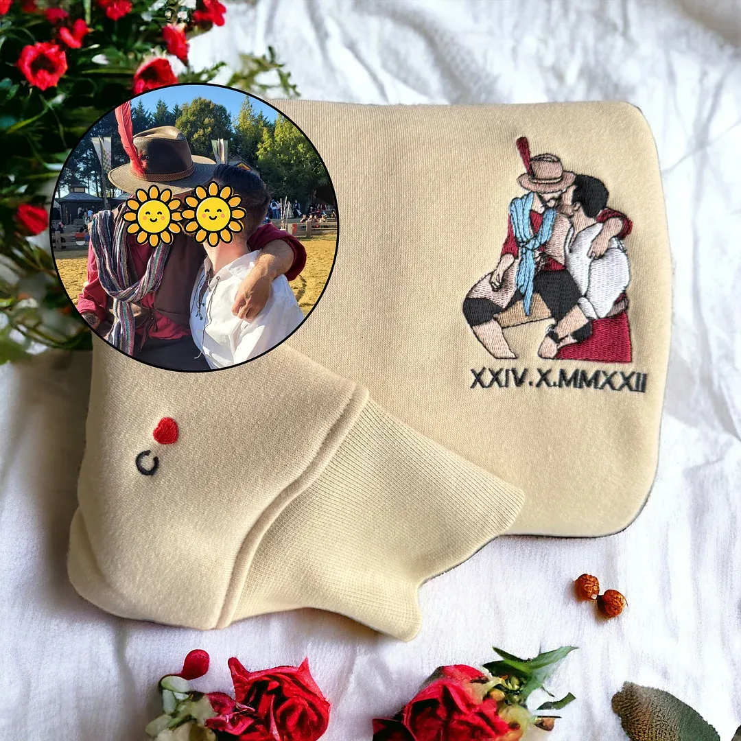 Custom Full Color Embroidered Sweatshirt Portrait Couple/Dad/Mom - Family Gift - 