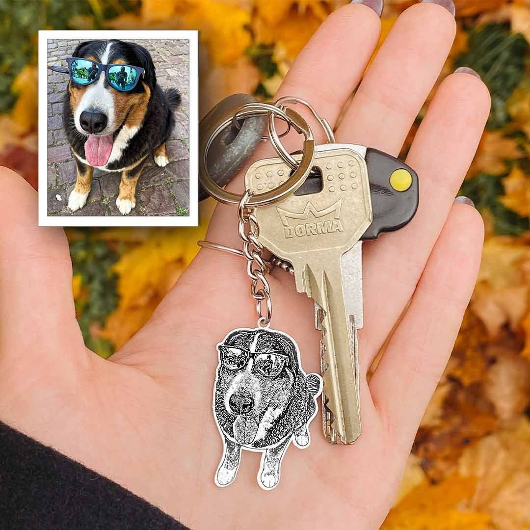 Life-Like Keychain Custom Pet Keychain with Photo-Engraved Detail