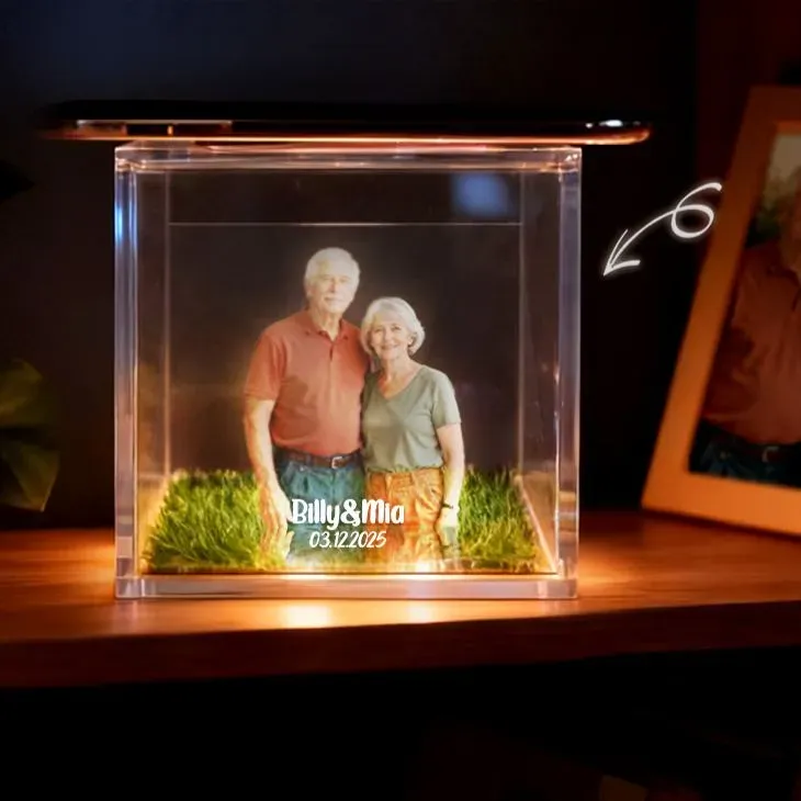 Holographic-style Illusion 3D Holographic House Custom Photo Memorial Display Crystal-Clear Holographic Image