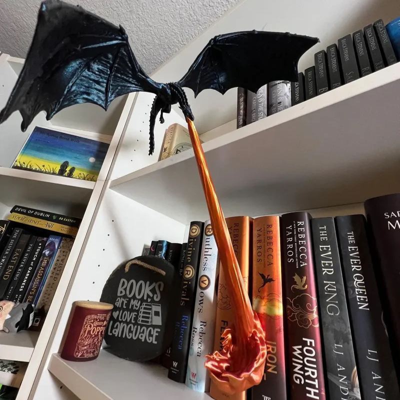 Dragon Flame Book Nook, 3D Flying Dragon Flame Book Nook,Flying Dragon Bookshelf Decoration, Dragon Statue Ornament Book Nook,Gothic Dragon Halloween Bookshelf Decor (2PCS)