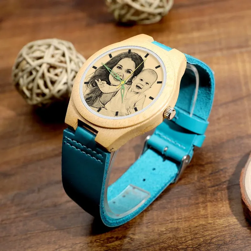 Damenuhr Aus Holz Mit Fotogravur Und Blauem Lederarmband – Bambus -