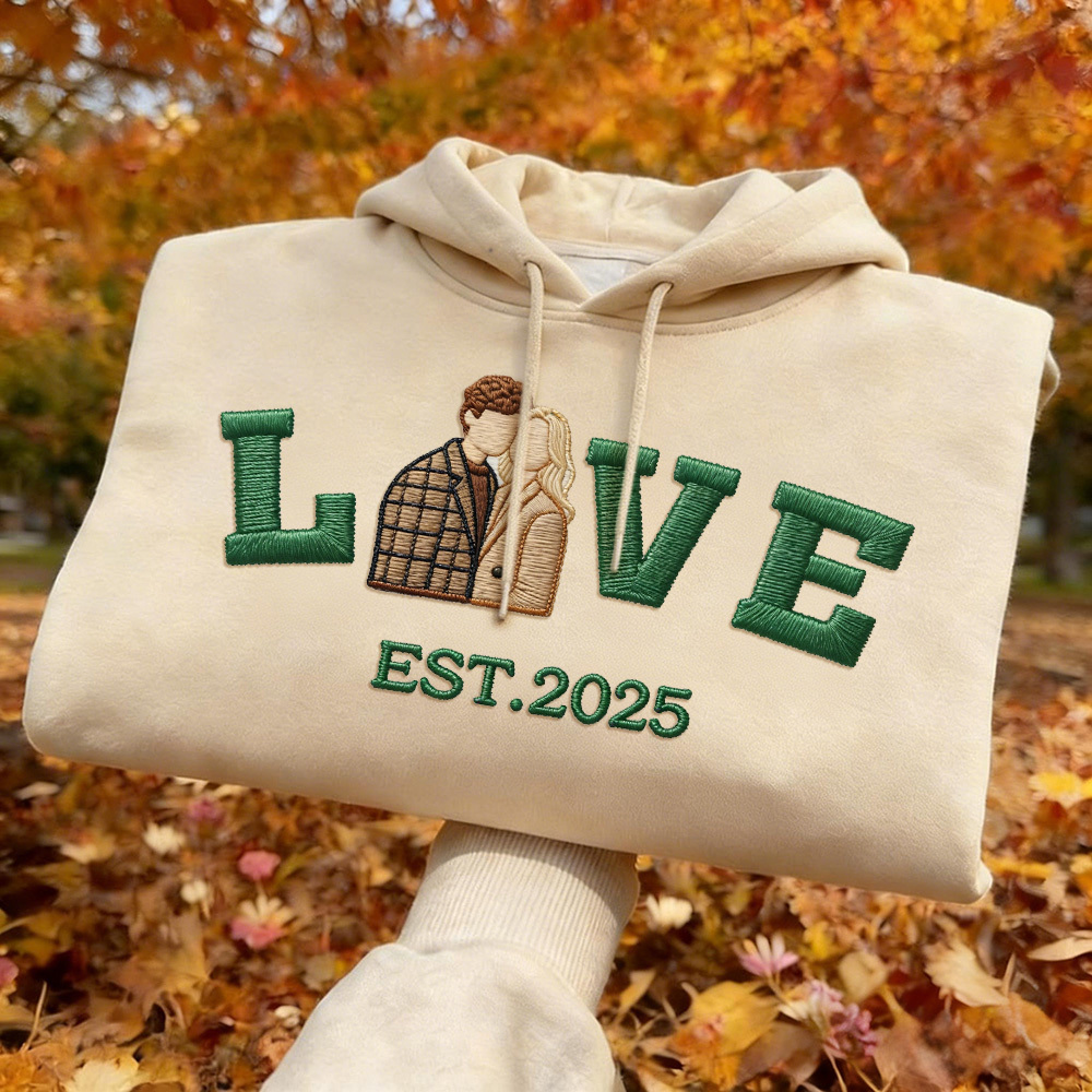 Personalisiertes Sweatshirt/hoodie Mit Besticktem Foto Eines Paares Mit Dem Aufdruck „love Est. Year“ - 