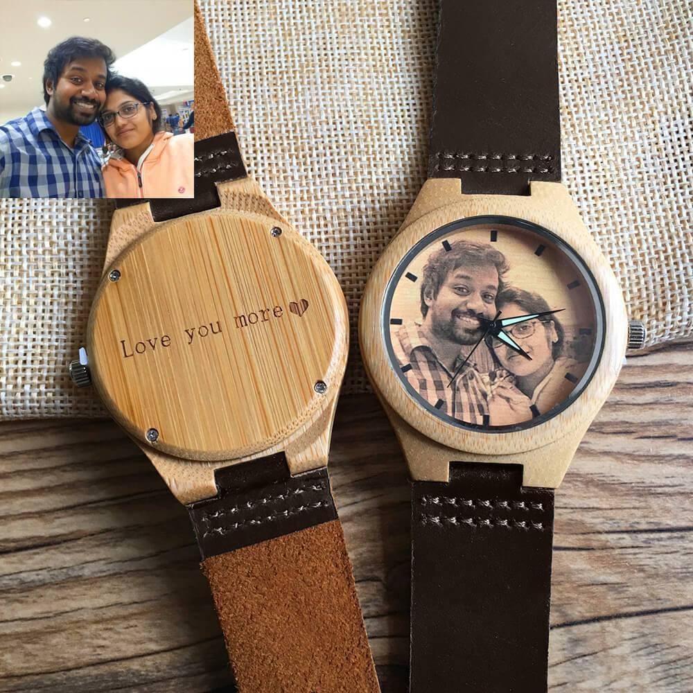Personalisierte Herrenuhr Aus Holz Mit Fotogravur Und Braunem Rindslederarmband -