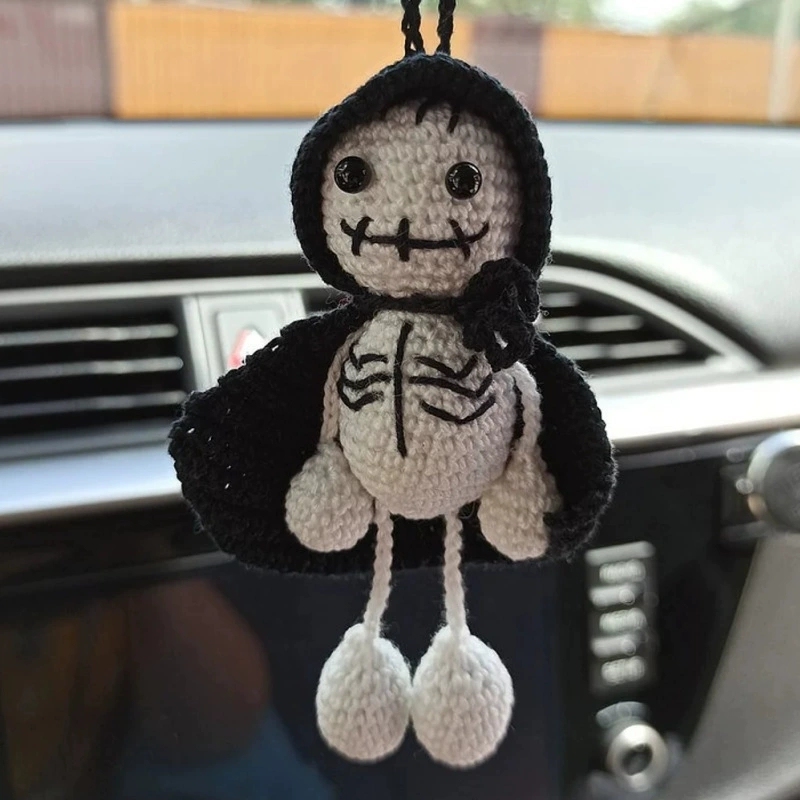 Gehäkelter Fledermaus-autoanhänger: Halloween-rückspiegel-dekoration - 