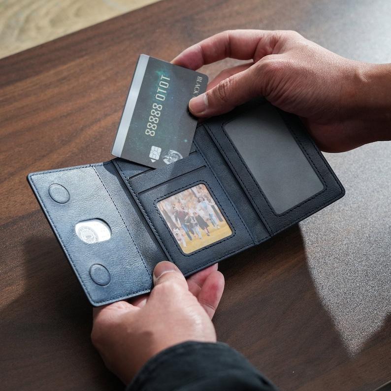 Personalisierte Dreifach Gefaltete Magnetische Geldbörse Mit Telefonständer, Kartenhalter Aus Echtem Leder, Perfektes Geschenk Für Männer - 
