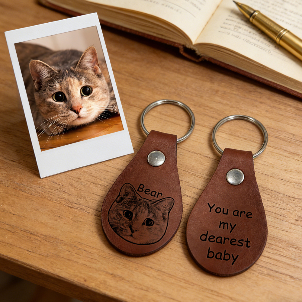 Engraved Pet Portrait Keyring: Custom Faux Leather Dog Dad Dog Mum Gift - 