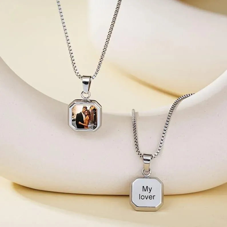 Mother's Day Gifts Custom Photo Hidden Heart Magic Necklace Personalized Cold Concealed Photo Necklace Heat Reveal Picture Necklace Gifts for Her