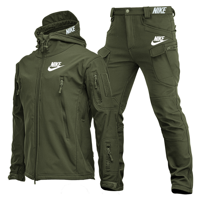 Pánska dvojdielna nepremokavá a vetruodolná bunda NIKE