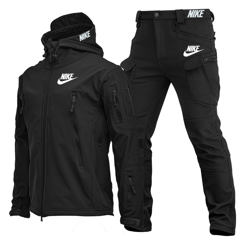 Pánska dvojdielna nepremokavá a vetruodolná bunda NIKE