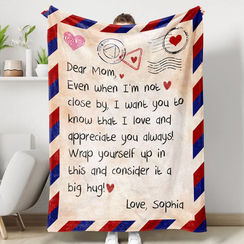 Personalized Mom Letter Blanket - Gift For Mom From Daughter Or Son
