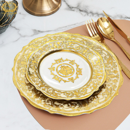 Luxury 24pcs Designer Royal Porcelain Dinner Set Bone China Ceramic Manufacturer Luxury Gold Dinnerware Set for 6 person 