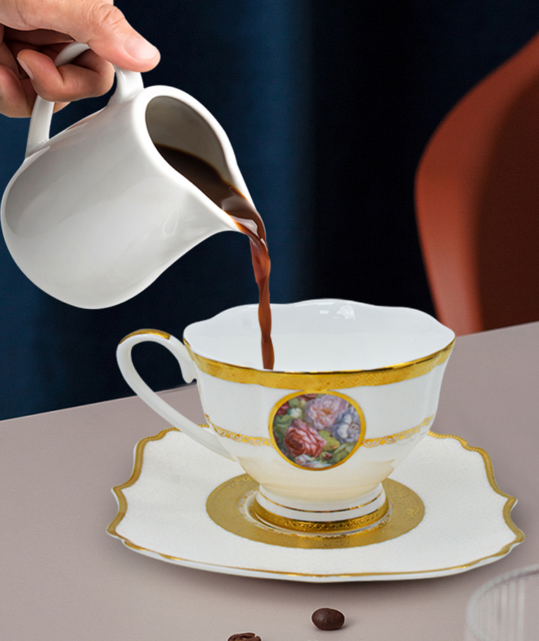 European Classical Style Bone China Ceramic gold porcelain High Quality coffee tea cup set