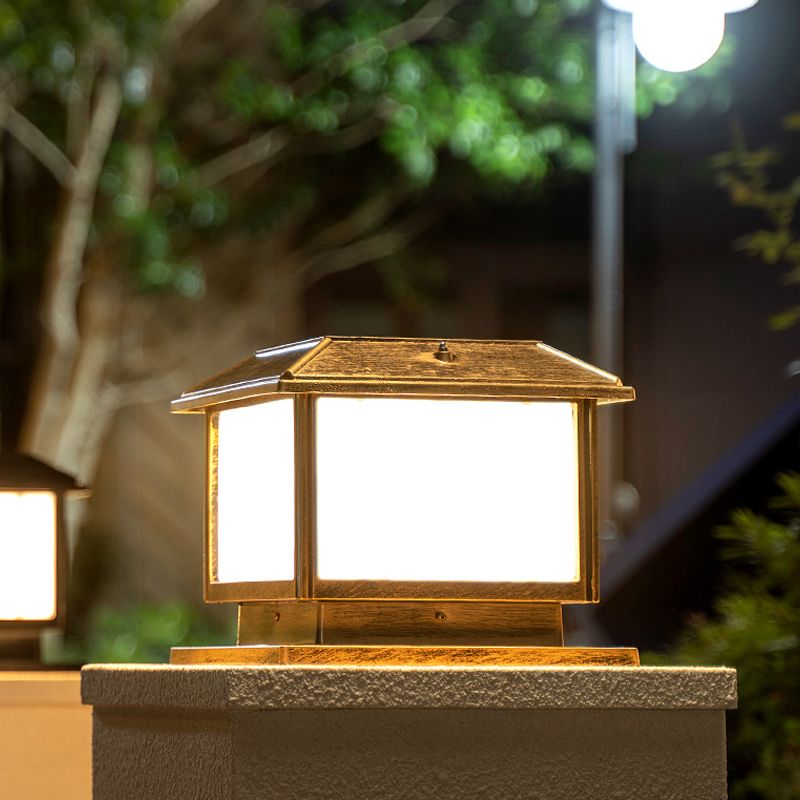 Riley Vintage LED Rettangolare Solare Metallo Applique da Esterno