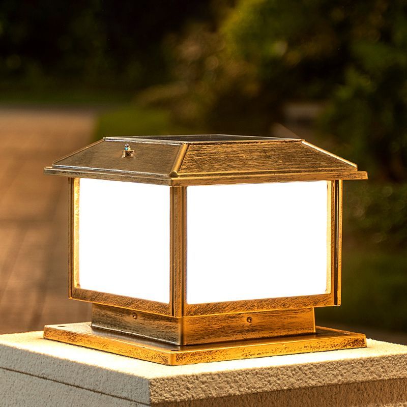 Riley Vintage LED Rettangolare Solare Metallo Applique da Esterno