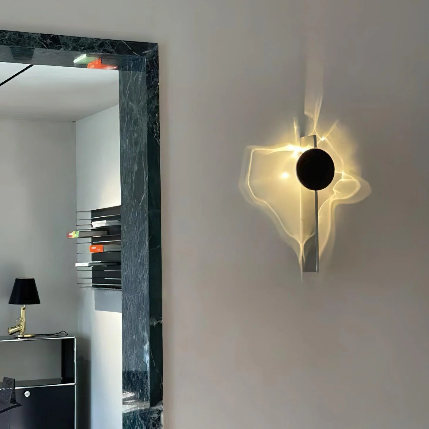 Edge Moderno Creativo Metallo Lamapada da Parete Camera da letto Corridoio Soggiorno