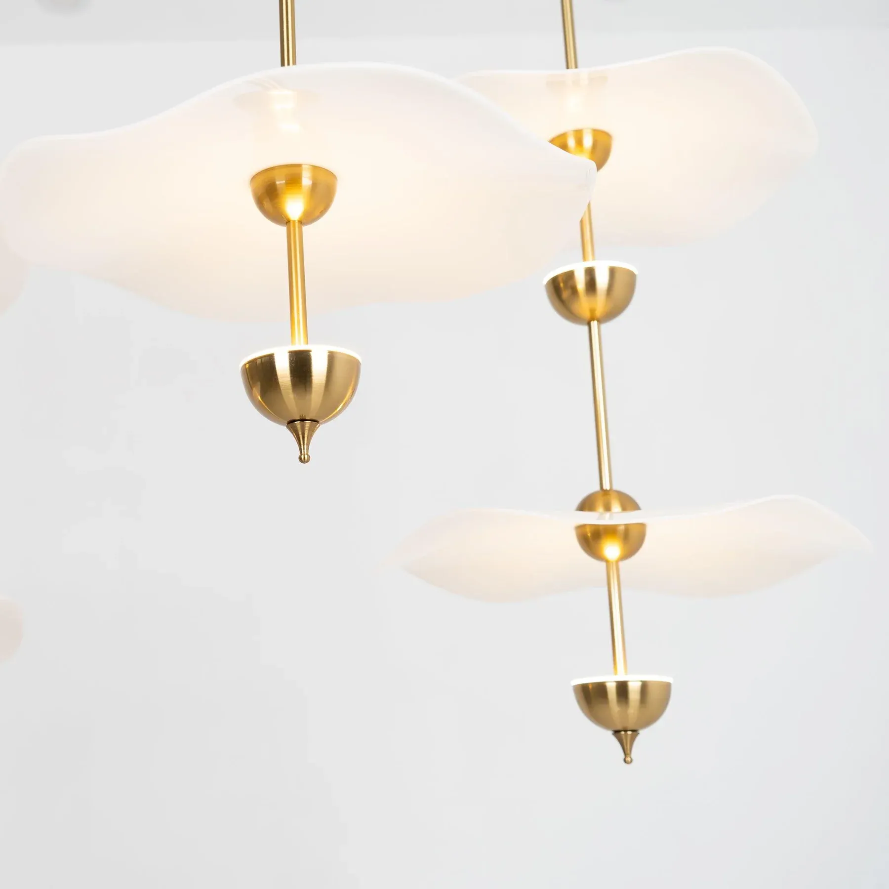 Carins Luce a Sospensione Moderna in Metallo Dorato e Acrilico Camera da Letto Soggiorno