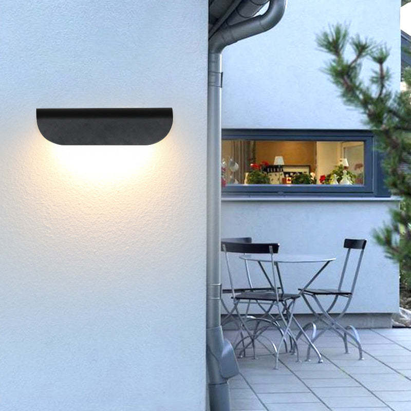 Orr Moderne LED Lampade da Esterno Nera/Bianca Curvo Impermeabile
