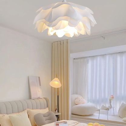 Renée Modern Flower Shaped Pendant Light Bedroom Dining Living Room