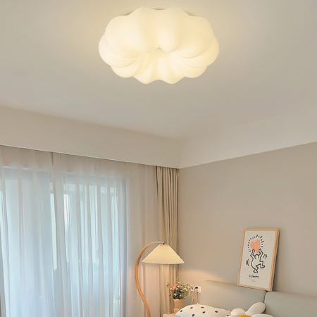 Quinn Moderno Bianco Nuvola Metallo Polietilene Plafoniera Camera da letto Sala da pranzo