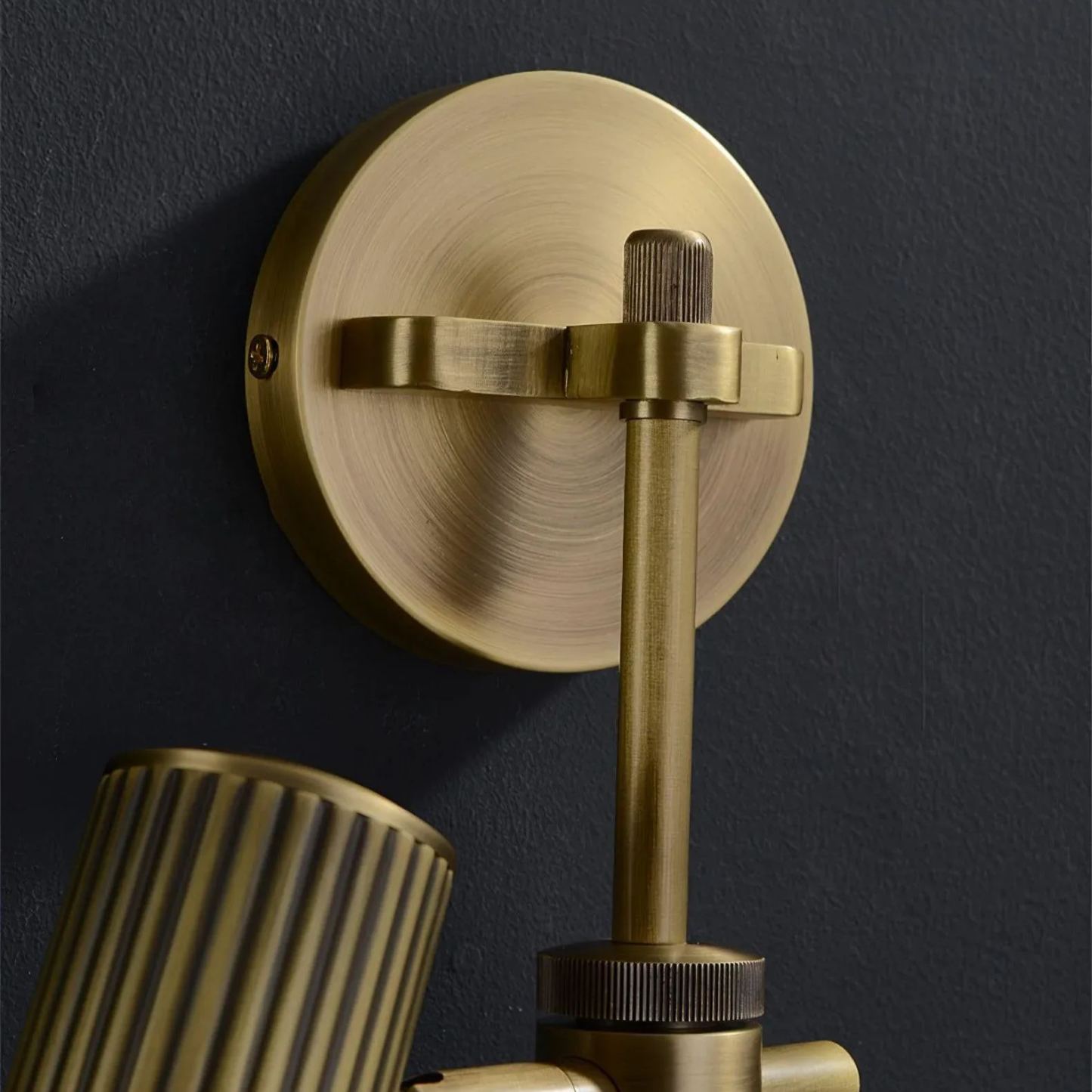Edge Moderno Industriale Metallo Applique Camera da letto Soggiorno