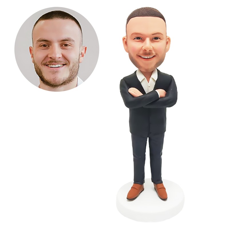 custom made bobblehead groomsman with crossed arms on chest