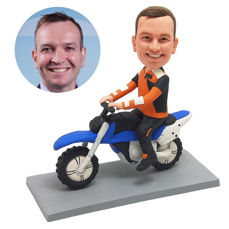 custom bobblehead figurine fashion man riding a motorcycle