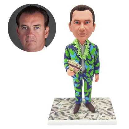 custom bobblehead travel man holding money