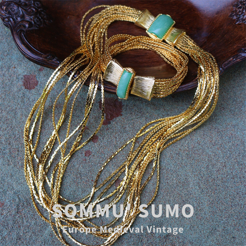 Chic RetroVibe vintage Monet book woven gold necklace bracelet set