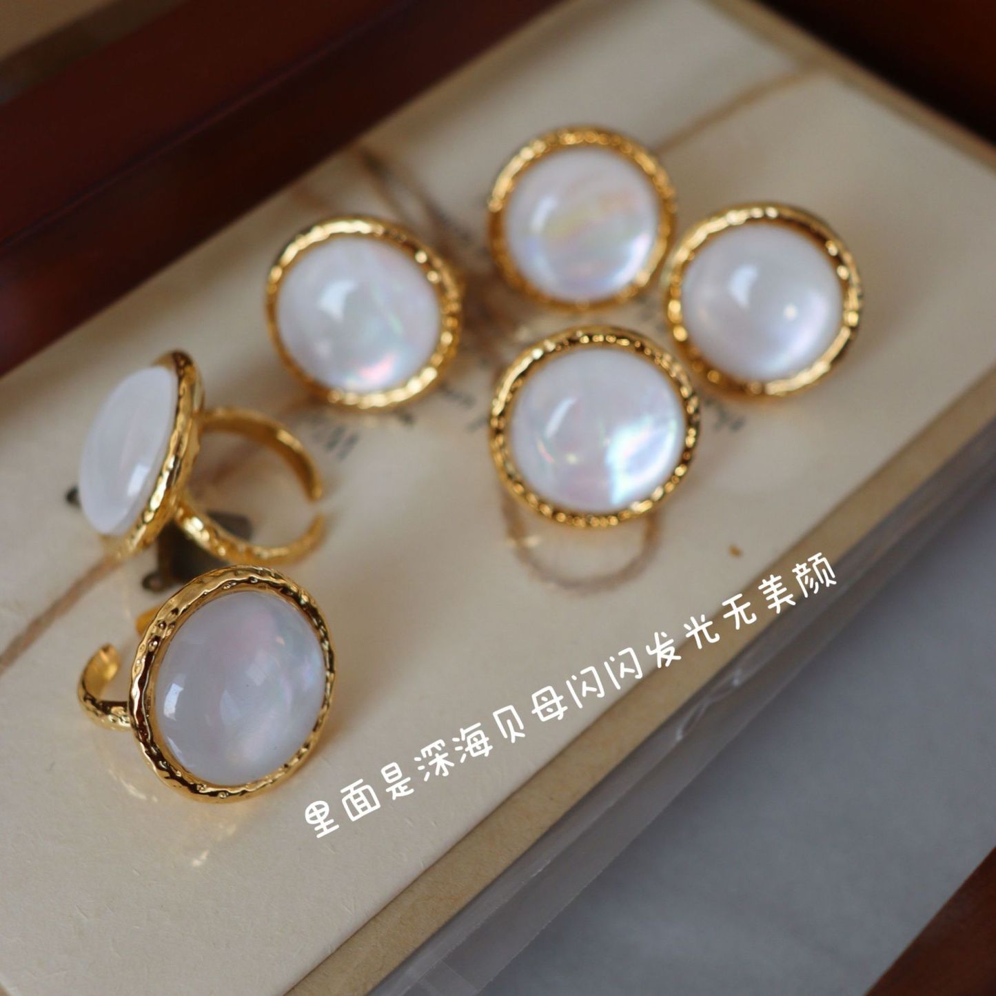 Chic RetroVibe French white fritillary handmade vintage ring