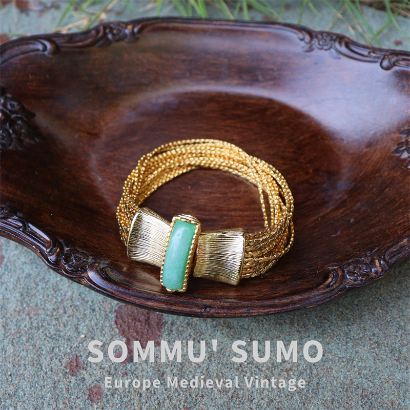 Chic RetroVibe vintage Monet book woven gold necklace bracelet set