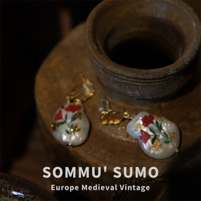 Chic RetroVibe Natural Baroque shaped pearl necklace gold foil painted earrings set