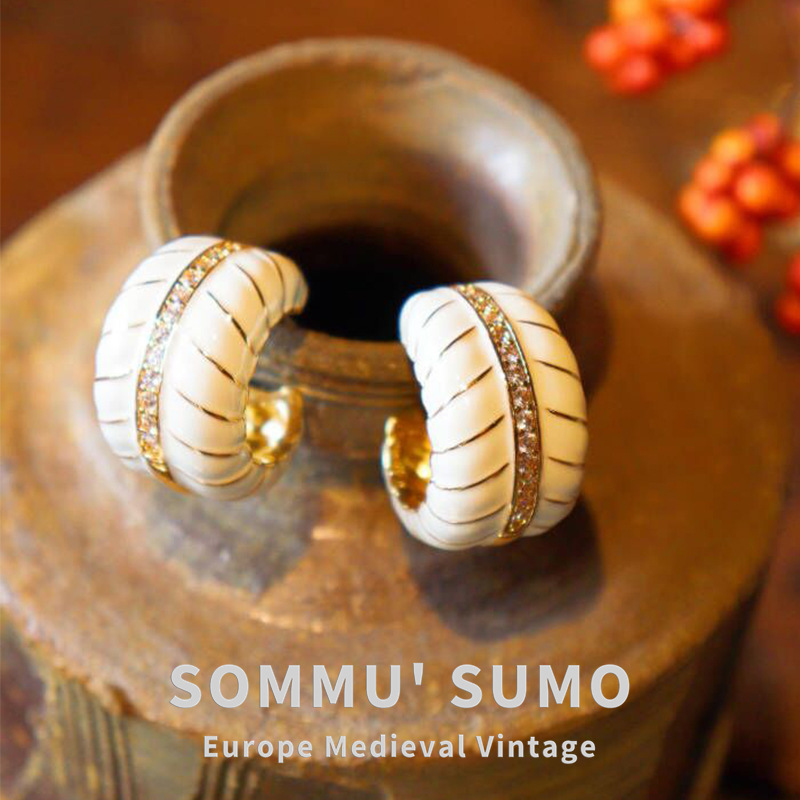 Chic Retrovibe Classical simple texture Austrian vintage silver needle ear auction