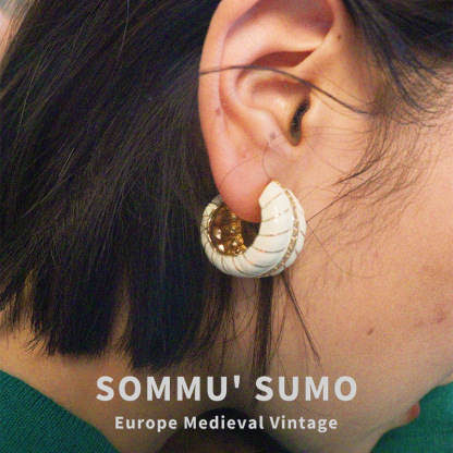 Chic Retrovibe Classical simple texture Austrian vintage silver needle ear auction