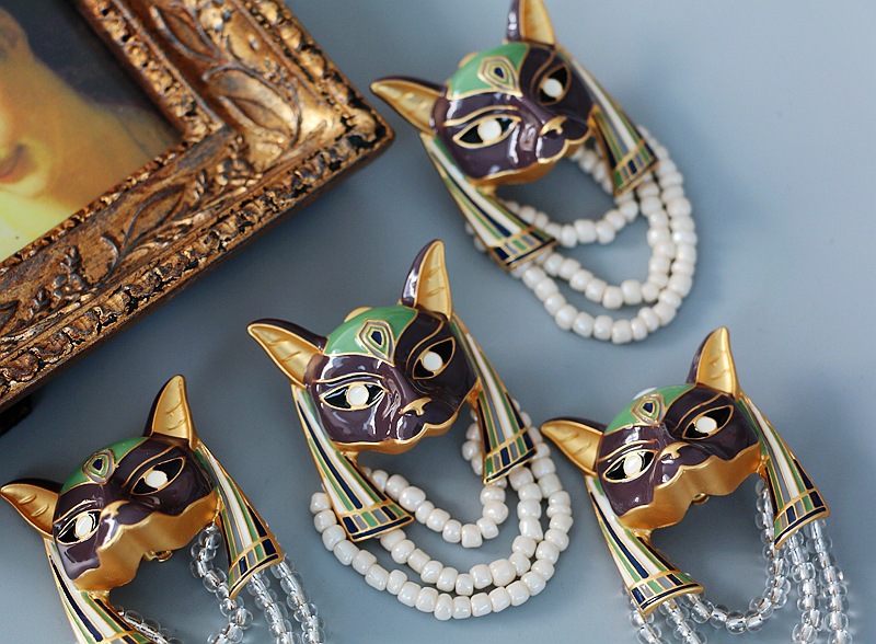 真美饰品中古饰品vingate厂家直供批发滴釉狐狸夸张扫肩耳夹耳坠