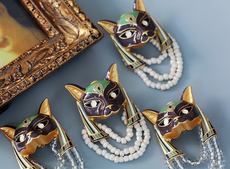 真美饰品中古饰品vingate厂家直供批发滴釉狐狸夸张扫肩耳夹耳坠