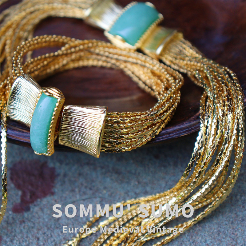 Chic RetroVibe vintage Monet book woven gold necklace bracelet set