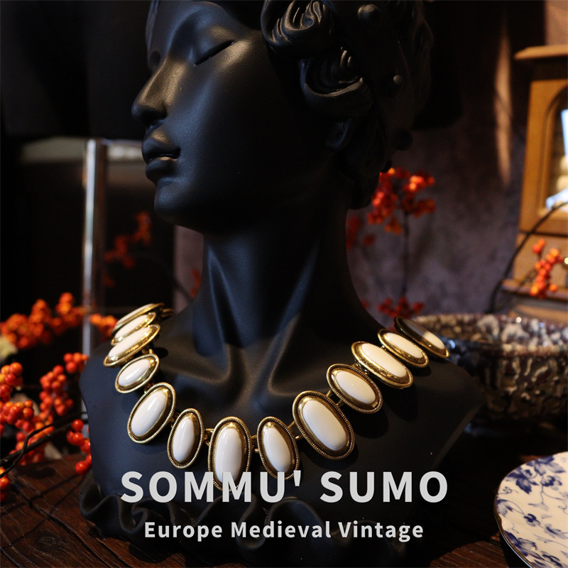 Chic RetroVibe Vintage White enamel necklace bracelet cover