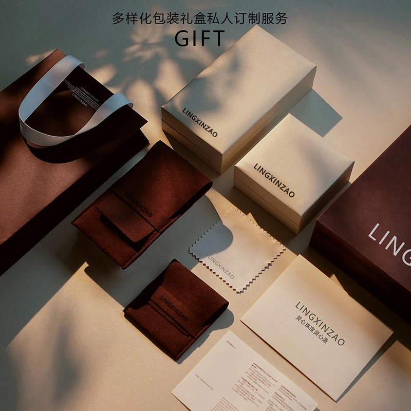 Chic RetroVibe New Retro Dragonfly Breastpin