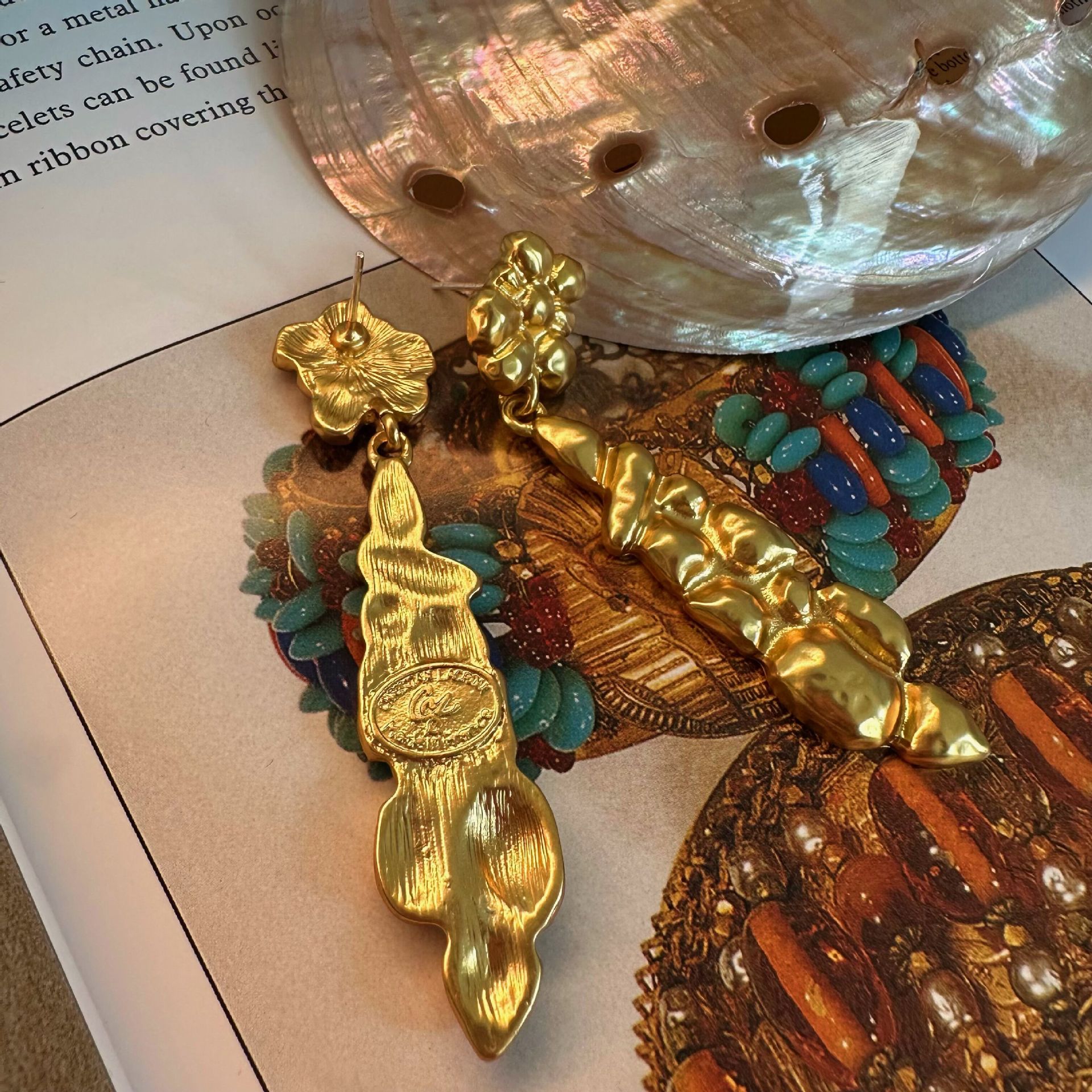 Chic RetroVibe Elizabeth Original Heavy Industry Vintage Bouquet Earrings