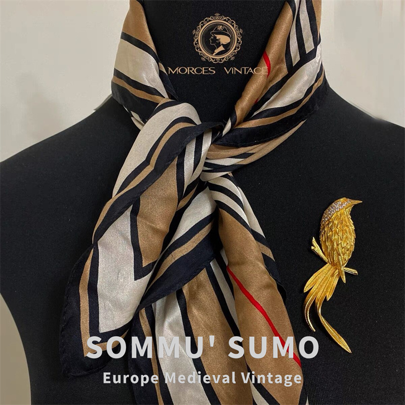 Chic Retrovibe Vintage Enamel Austrian Crystal Brooch