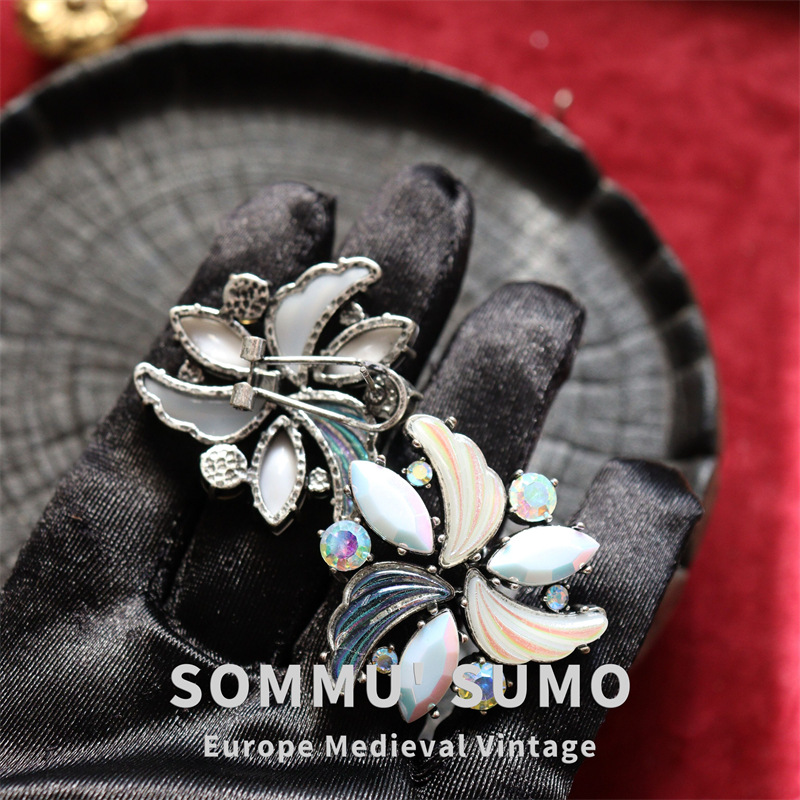 Chic RetroVibe Carved Moonlight Glaze Sets Bracelet Earrings