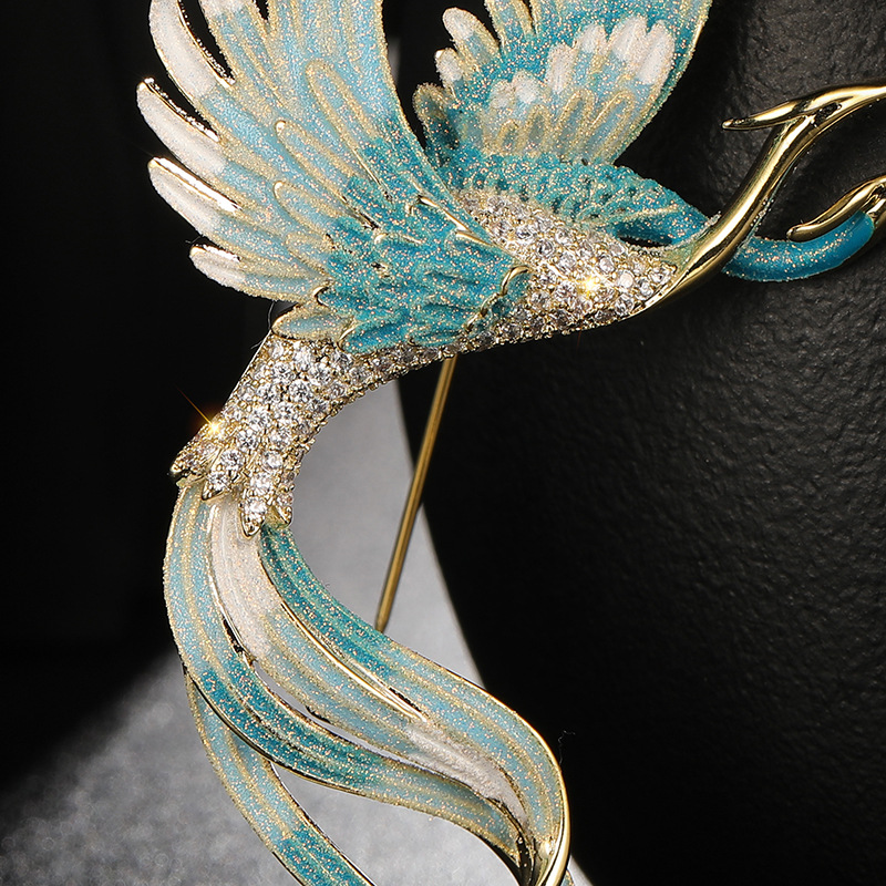 Chic RetroVibe Phoenix Nirvana Peacock Corsage