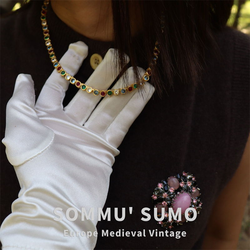 Chic Retrovibe Retro Color Full Diamond Necklace