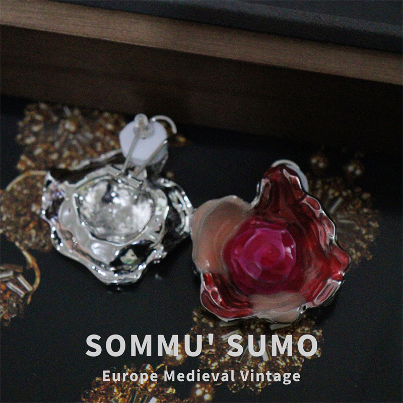 Chic RetroVibe Heavy Industry Enamel Color-Blocking Flower Earrings