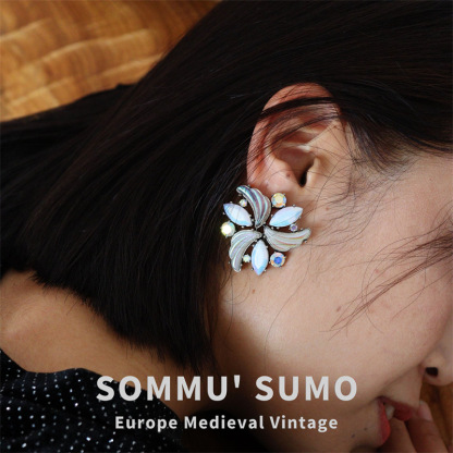 Chic RetroVibe Carved Moonlight Glaze Sets Bracelet Earrings