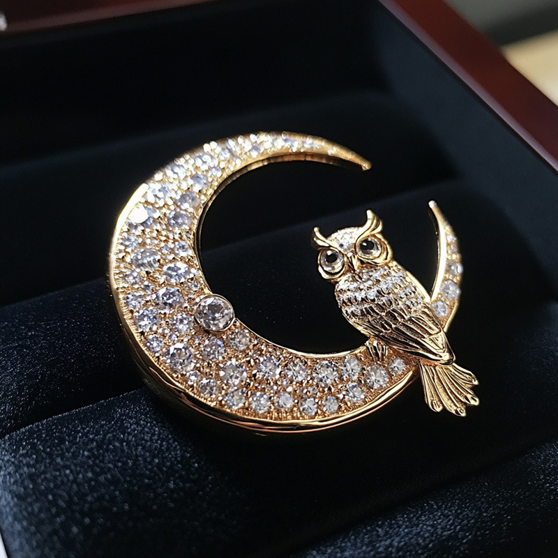 Chic RetroVibe Owl Corsage Moon Brooch Necklace Dual-Use Customization