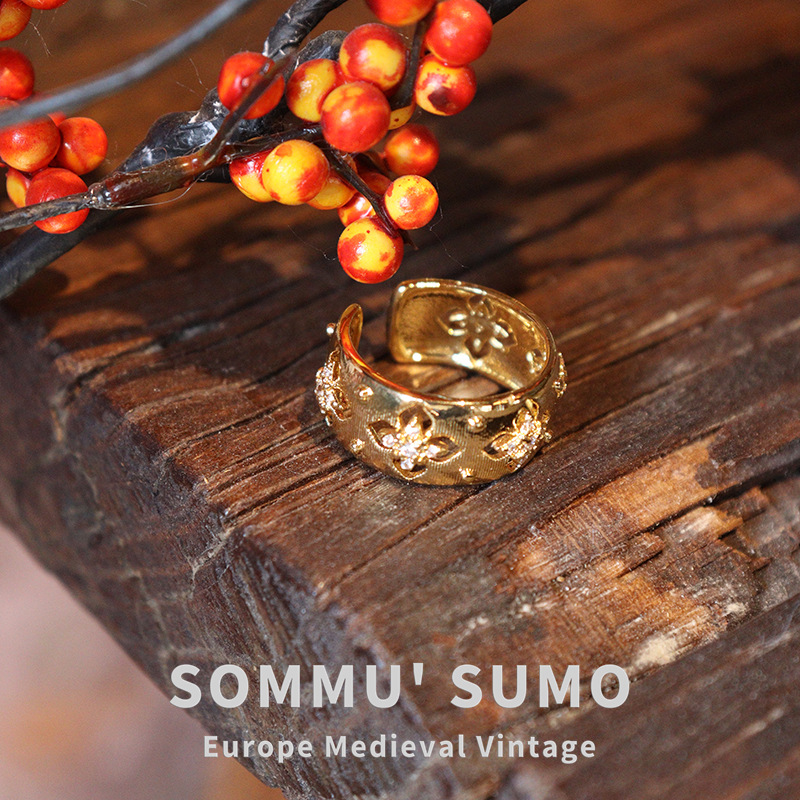 Chic Retrovibe Exquisite Classical Retro Court Ring