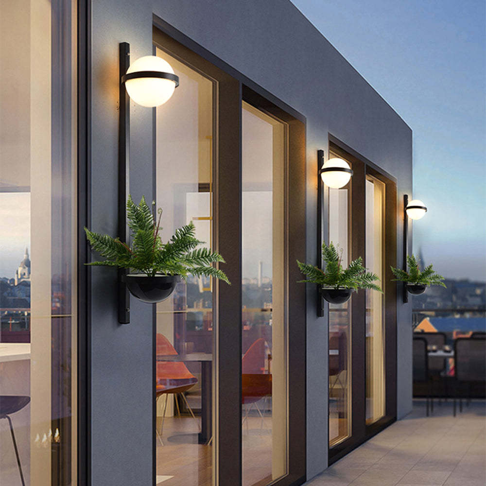 Valentina Moderno Globo Metal Acrílico Solar Lámpara de Pared Exterior Maceta Negro Blanco