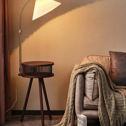 Drift Tripod Floor Light